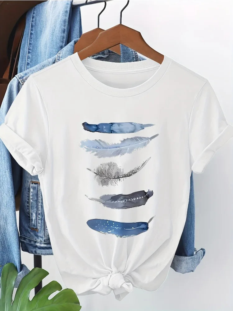 Women's Casual Short-Sleeve T-Shirt with Artistic Print Fashionable Crew Neck for Spring Summer and Fall Short-Sleeve Plus Size