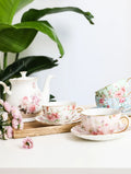 Bone China Coffee Cup Saucer Spoon Set Flower Tea Cups Set European Porcelain Cup and Saucer For Coffee Ceramic Cups Mugs Gift