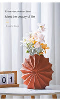 Red Ceramic Vases With A Sense of Luxury And High Aesthetic Value. Creative Nordic High-end Decoration