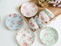 Bone China Coffee Cup Saucer Spoon Set Flower Tea Cups Set European Porcelain Cup and Saucer For Coffee Ceramic Cups Mugs Gift