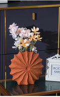 Red Ceramic Vases With A Sense of Luxury And High Aesthetic Value. Creative Nordic High-end Decoration