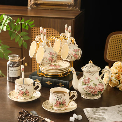 Beautiful ceramic cups with floral patterns, coffee cups, tea sets, water cups. Suitable for family use or afternoon tea.